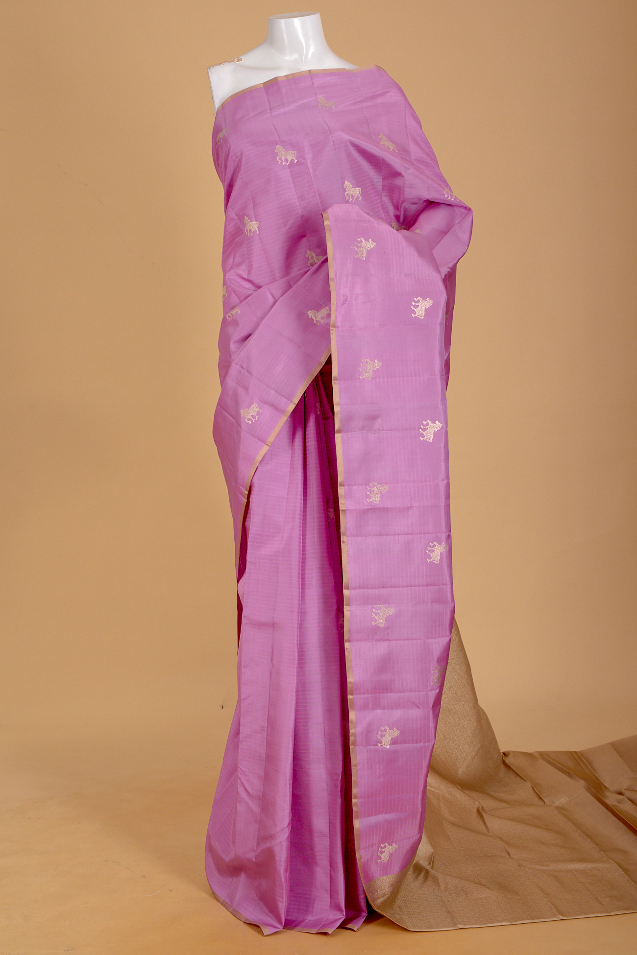 Buy Designer Kanjivaram Sarees Online – Sunasa